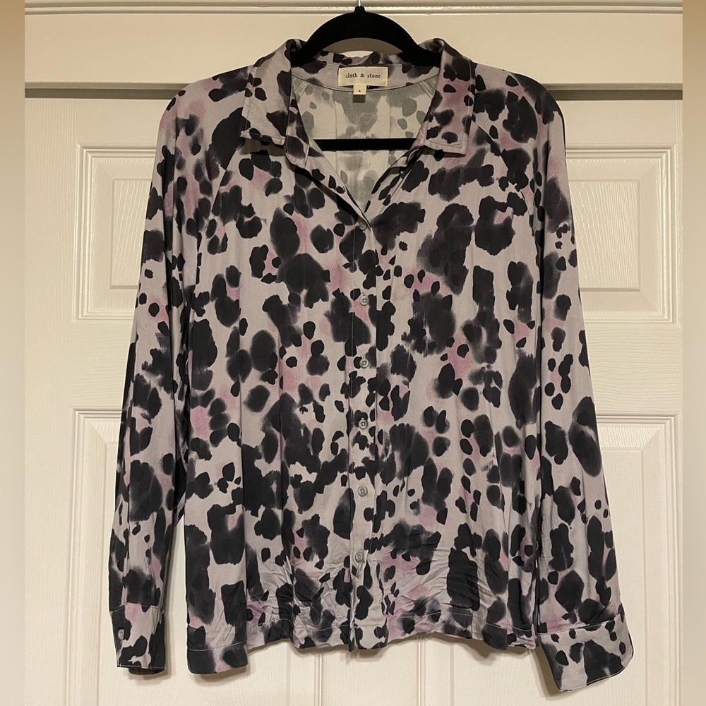 Cloth & Stone Black and Pink Blouse